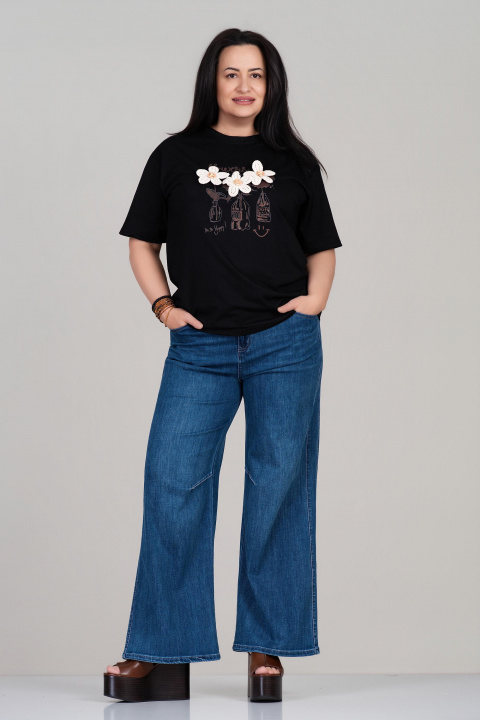 Макси тениска от памук в черно с щампа, надпис и флорална 3Д бродерия