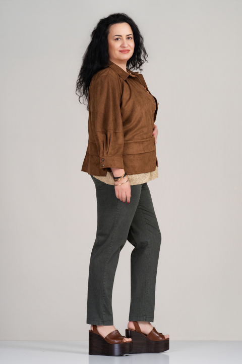 Макси велурено кафяво яке с метални копчета и свободна кройка