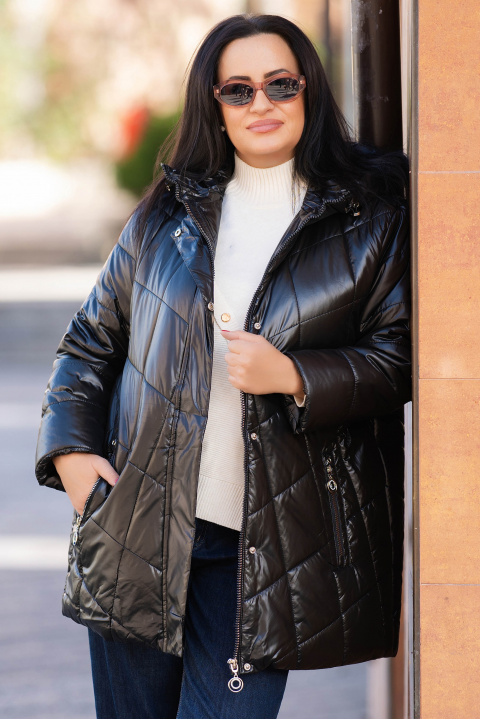 Макси яке в черно с качулка и ромбоидни шевове