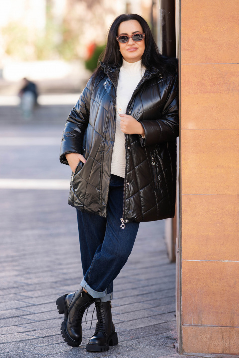 Макси яке в черно с качулка и ромбоидни шевове