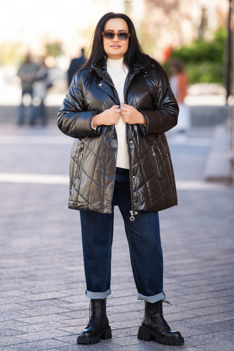 Макси яке в черно с качулка и ромбоидни шевове