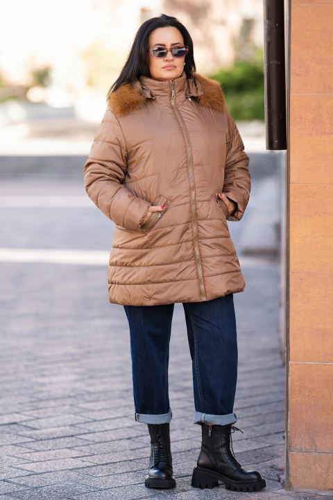 МАКСИ яке в кафяво със сваляща се качулка и пух