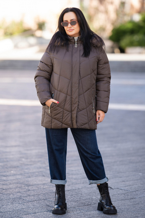 МАКСИ зимно яке в кафяво с качулка със свалящ се пух