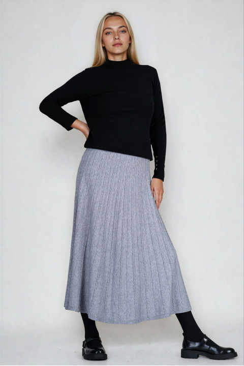 Плетена сива пола с ластик в талията и релефна плетка