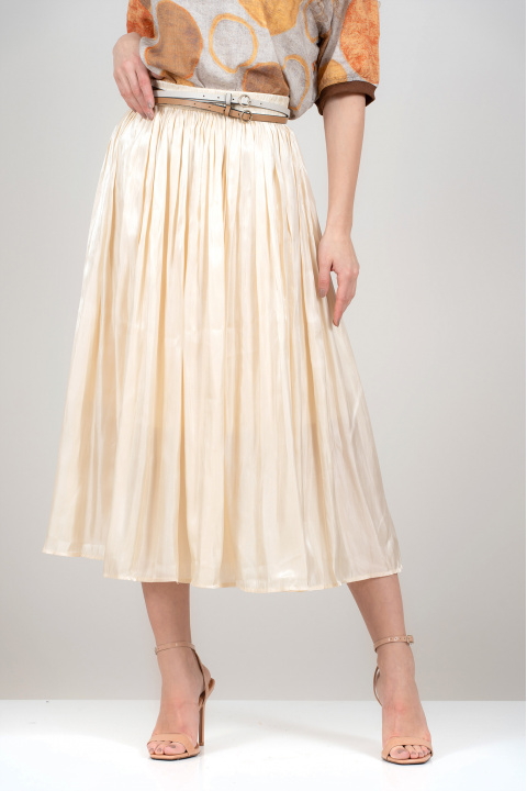 Пола в цвят шампанско със сатениран намачкан ефект