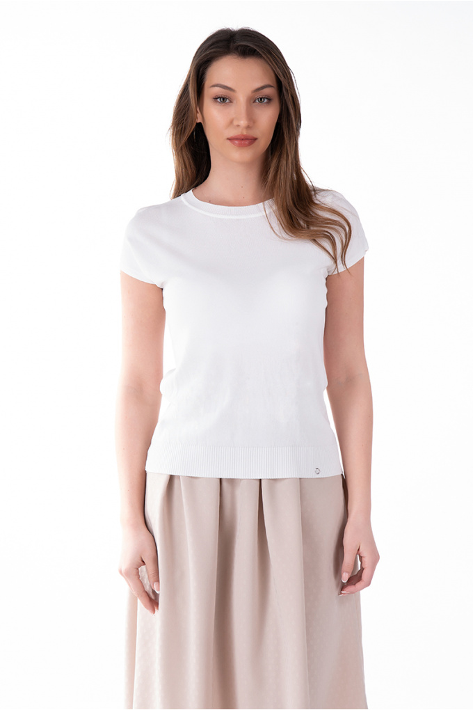 Дамска изчистена блуза от фино плетиво в бяло