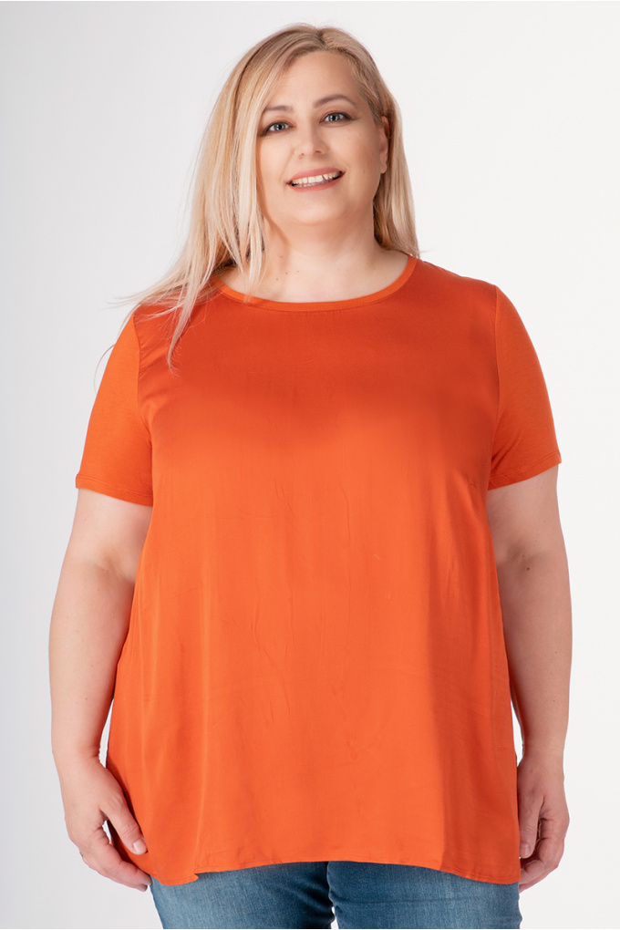 МАКСИ блуза в оранжево с копчета на гърба