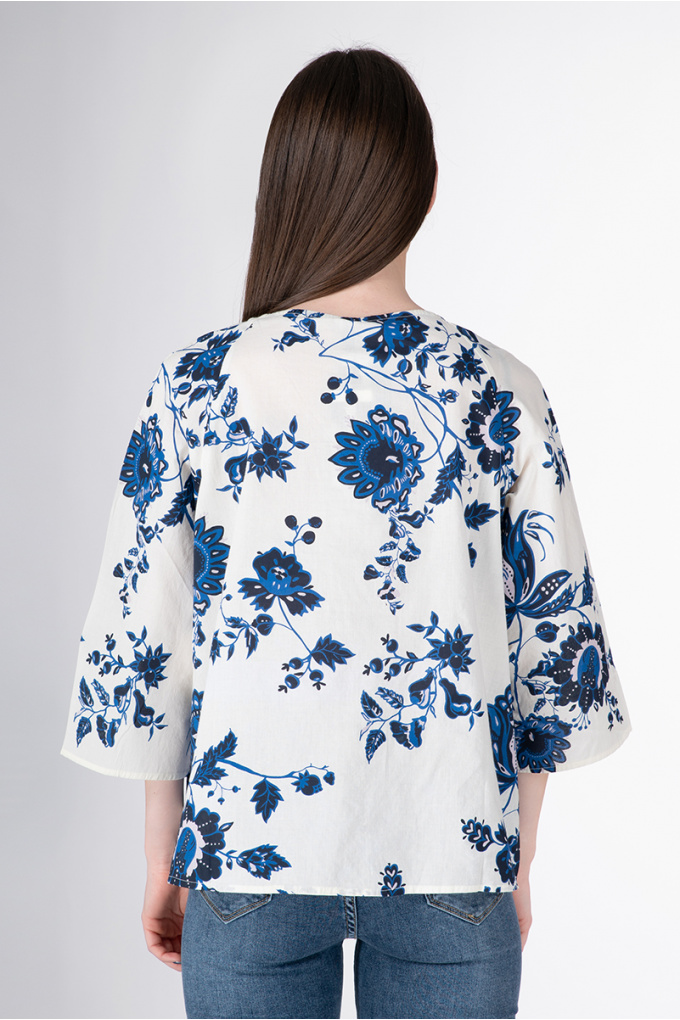 Дамска блуза от памук десен сини цветя