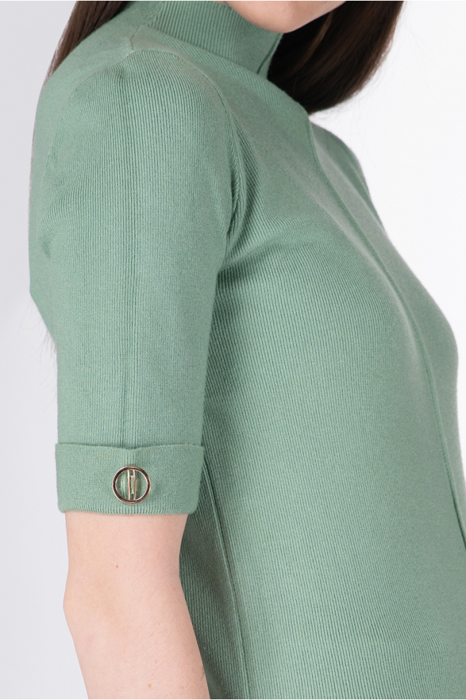 Дамска блуза с висока яка в зелено с маншет