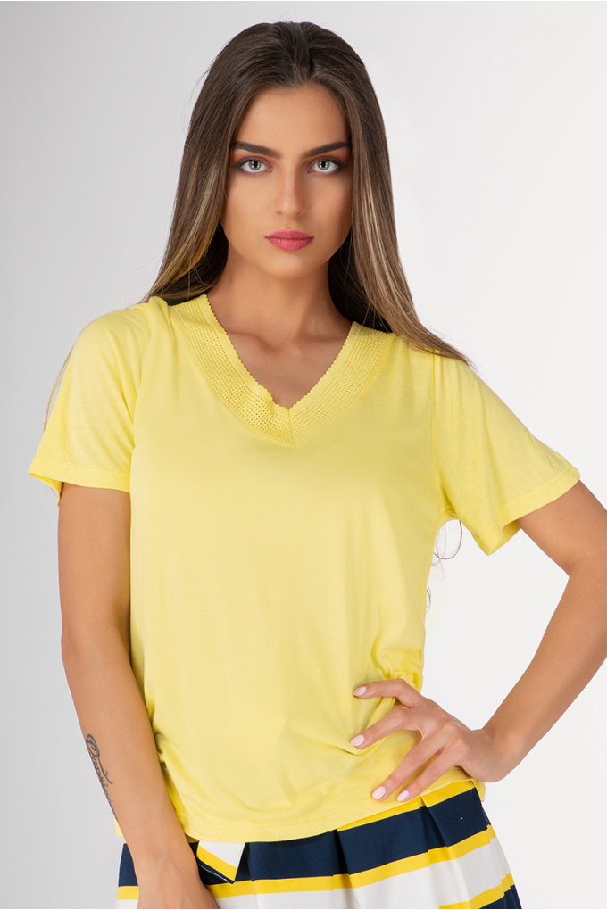 Дамска блуза от вискоза в жълто