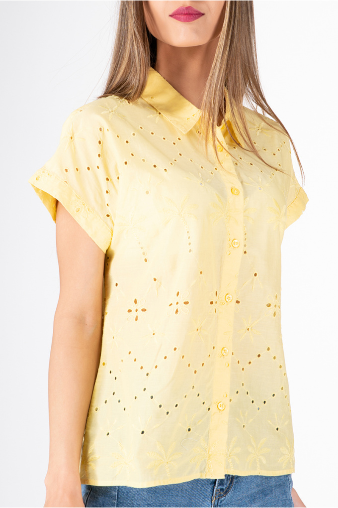 Дамска блуза с рязана дантела в жълто