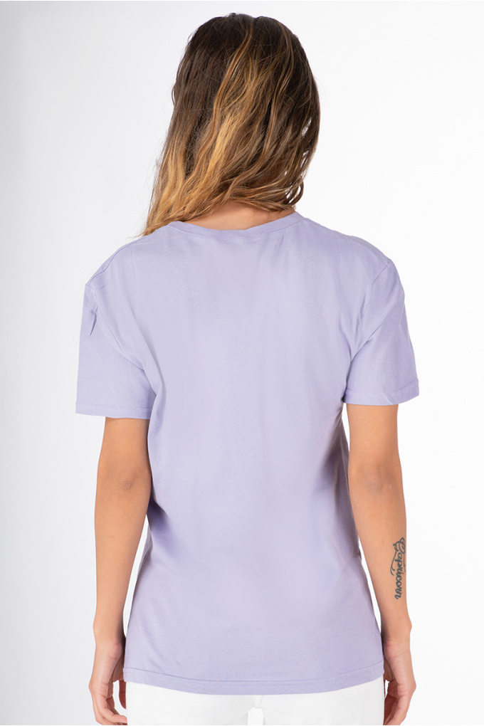 Дамска тениска в лилаво със щампа женско лице