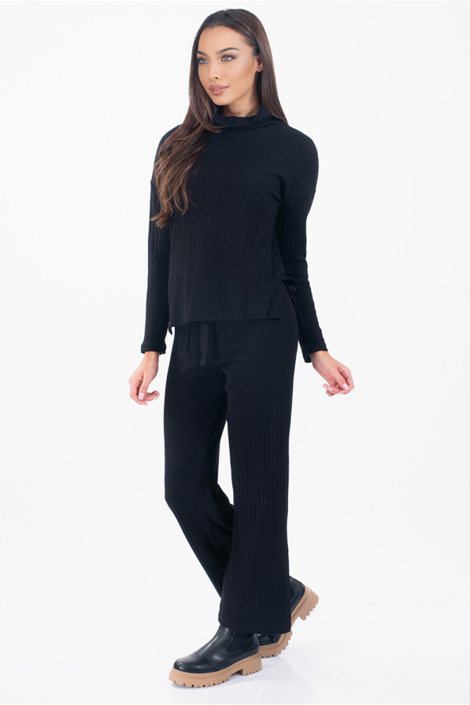 Дамски рипсен комплект от блуза и панталон в черно