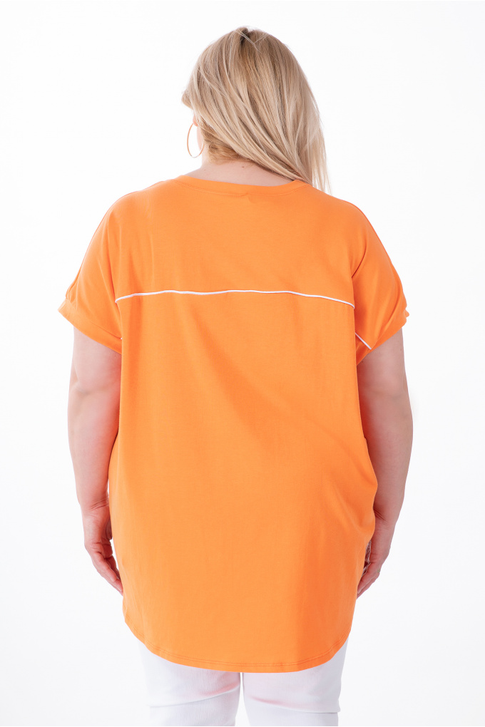 МАКСИ блуза в оранжево с паднало рамо, бяла щампа и надпис