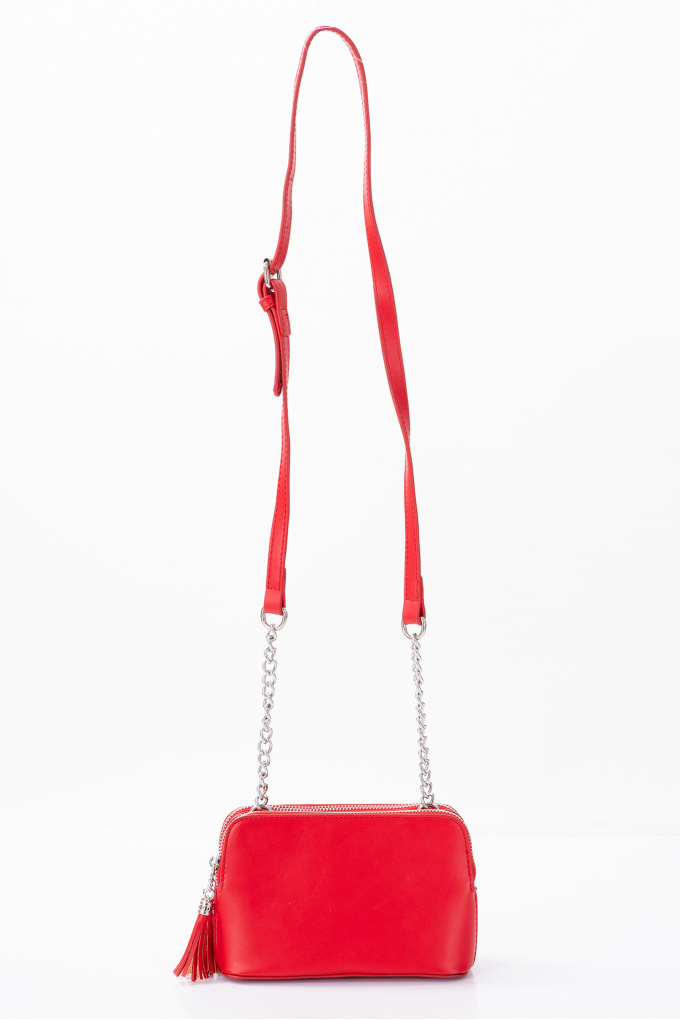 Дамска малка чанта в червено с дълга дръжка