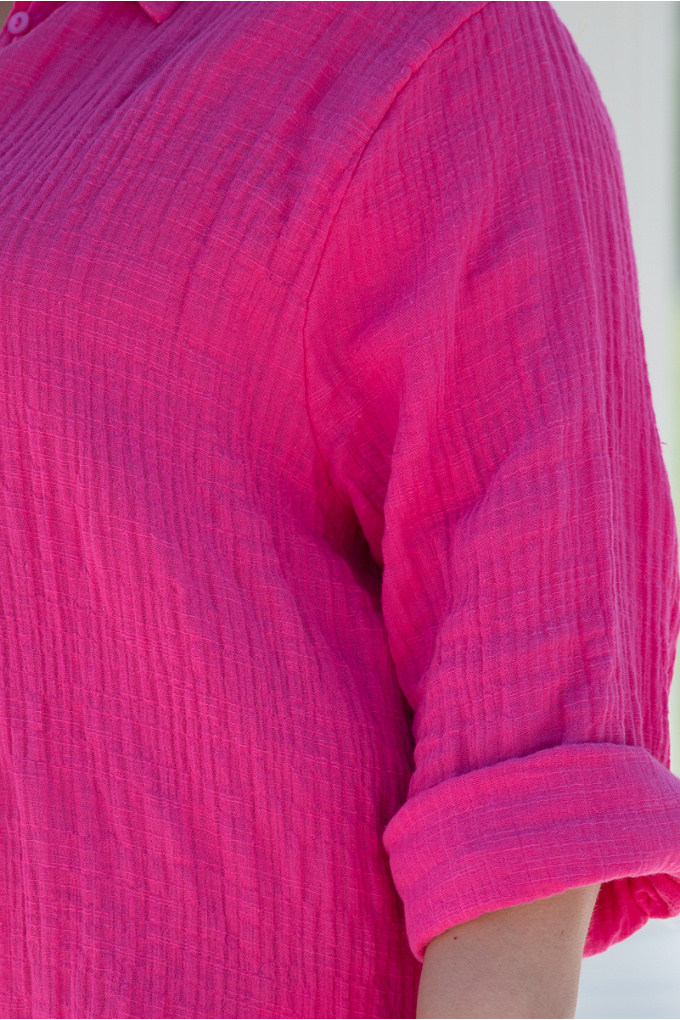 МАКСИ риза от фин памук в цикламено розово с намачкан ефект