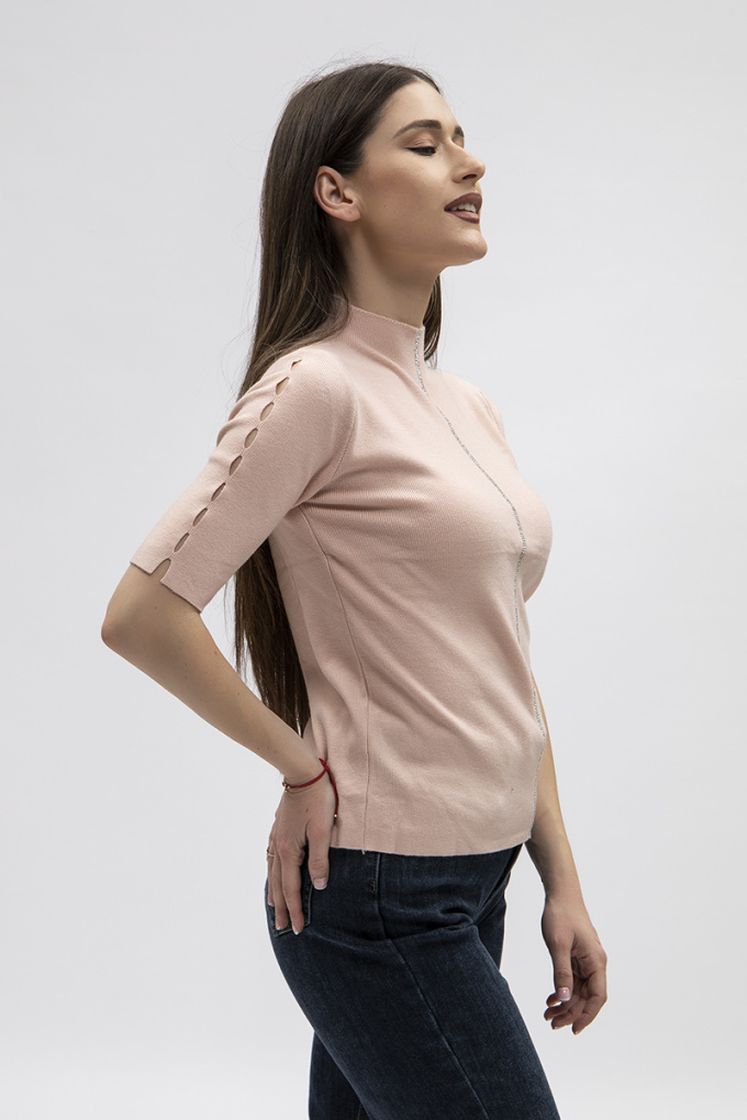 Дамска блуза от фино плетиво в светлорозово с 3/4 ръкав и лента с камъни
