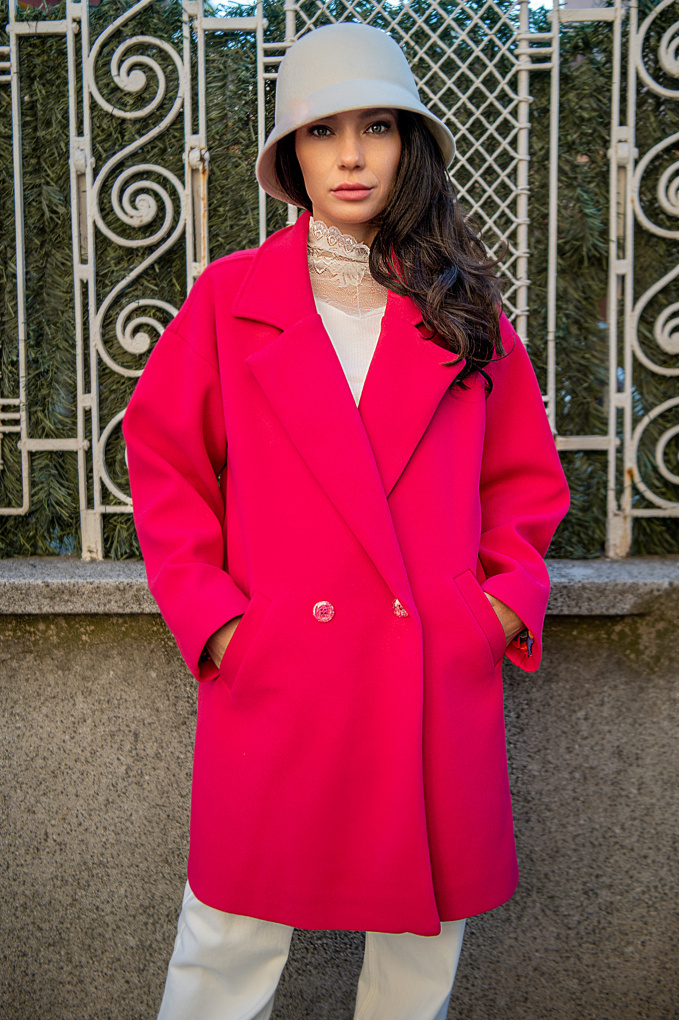 Дамско оувърсайз палто в цикламено розово с цветна подплата