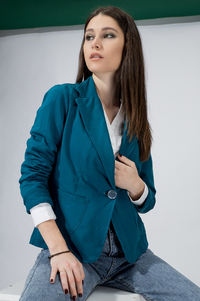 Дамско сако от трико в петролено синьо