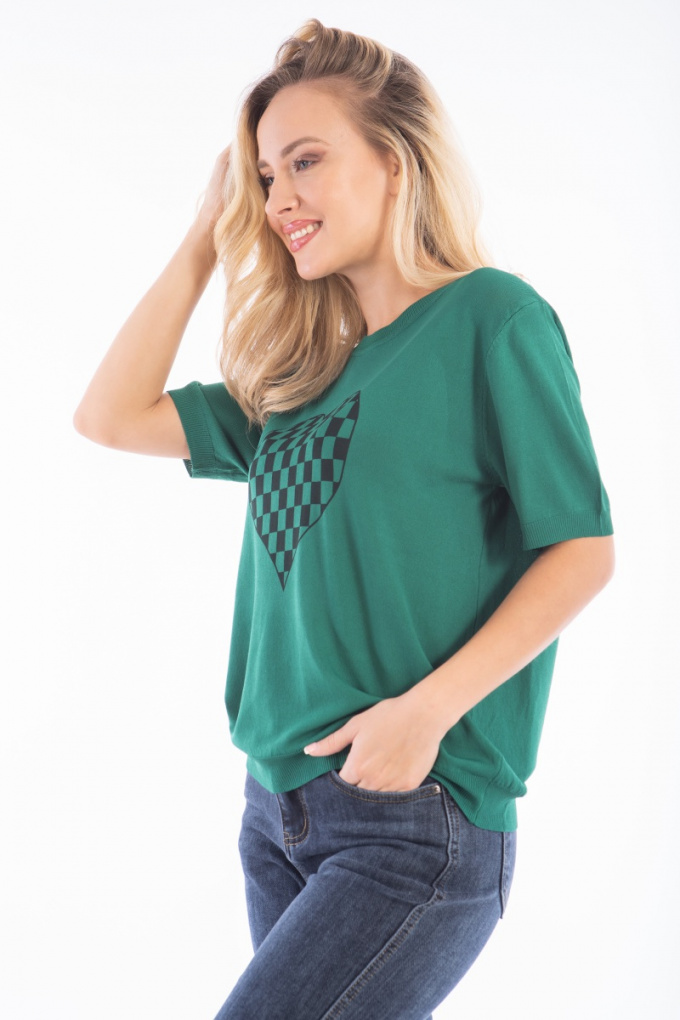 Дамска блуза от фино плетиво в зелено с щампа шахматно сърце