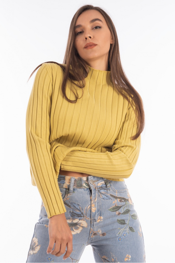 Дамски пуловер в жълто, полуполо с едър рипс