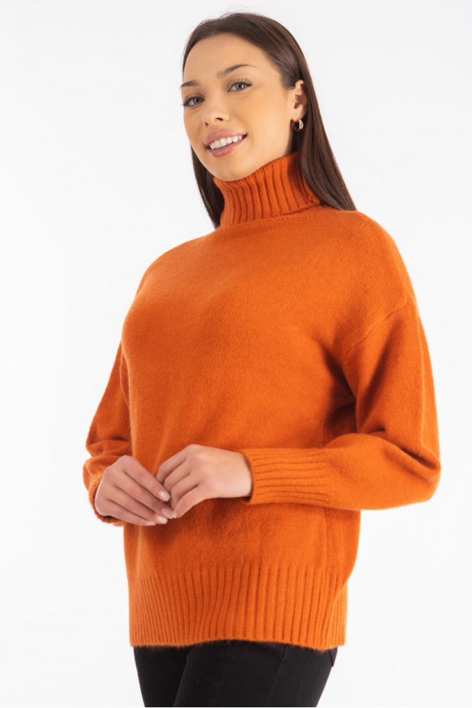 Дамски пуловер в оранжево с поло яка