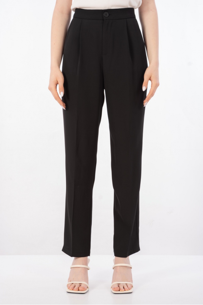 Дамски елегантен панталон в черно с италиански джоб и басти