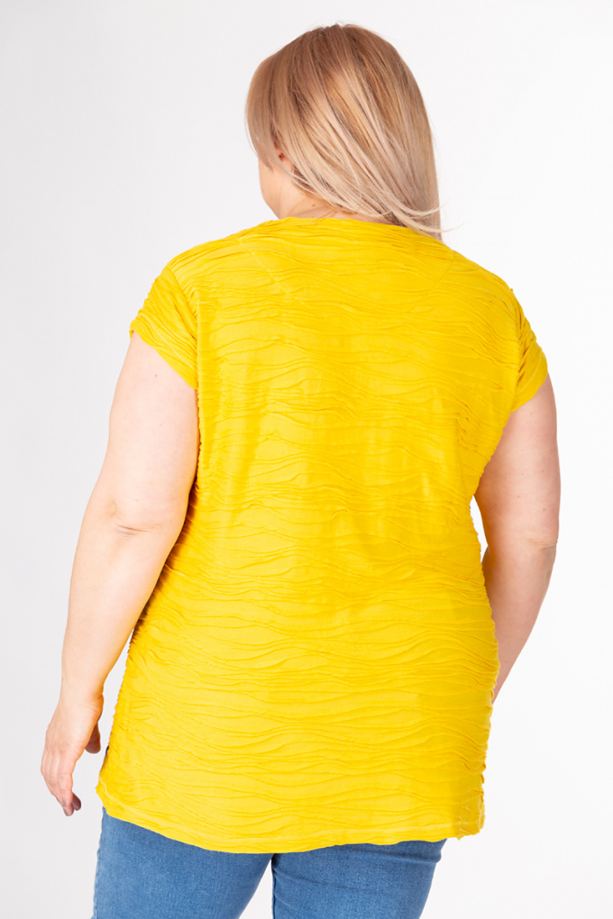 Макси блуза в жълто от релефна материя