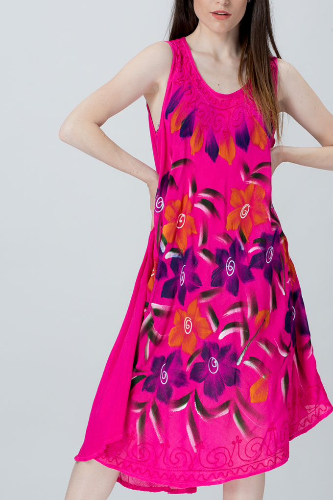 Асиметрична рокля с рисувани цветя