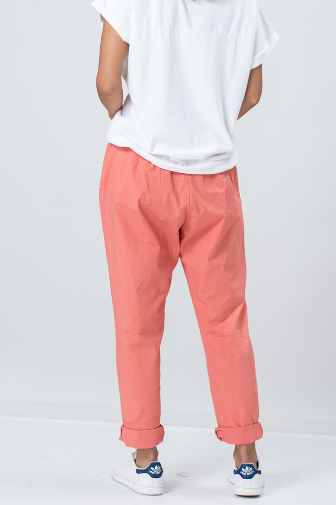 Дамски памучен панталон с връзка в цвят сьомга