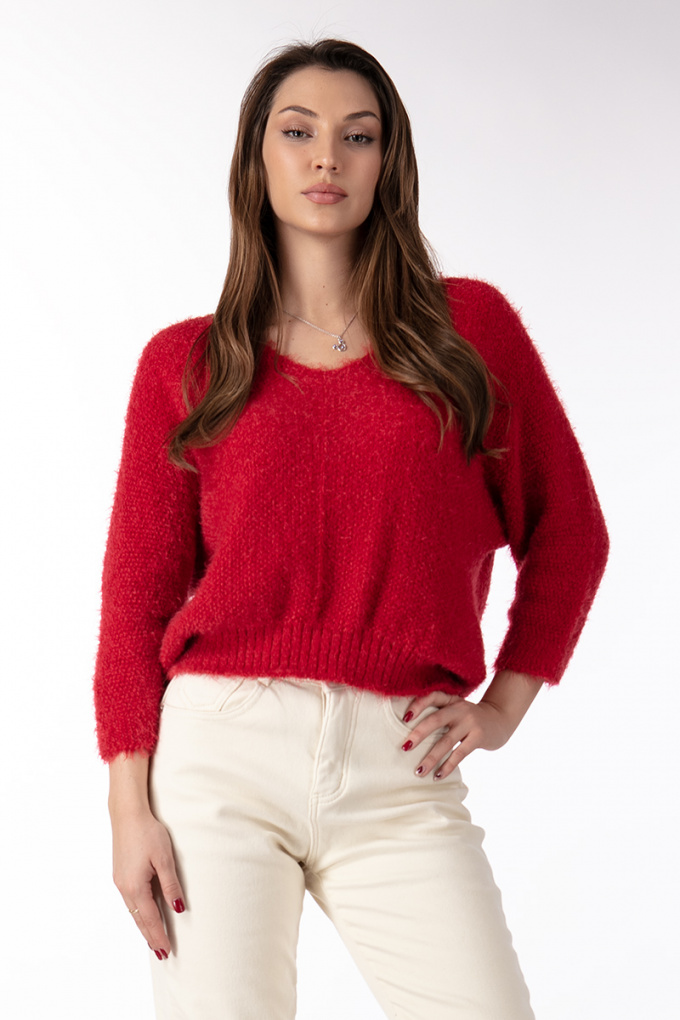 Дамски мъхест пуловер в червено