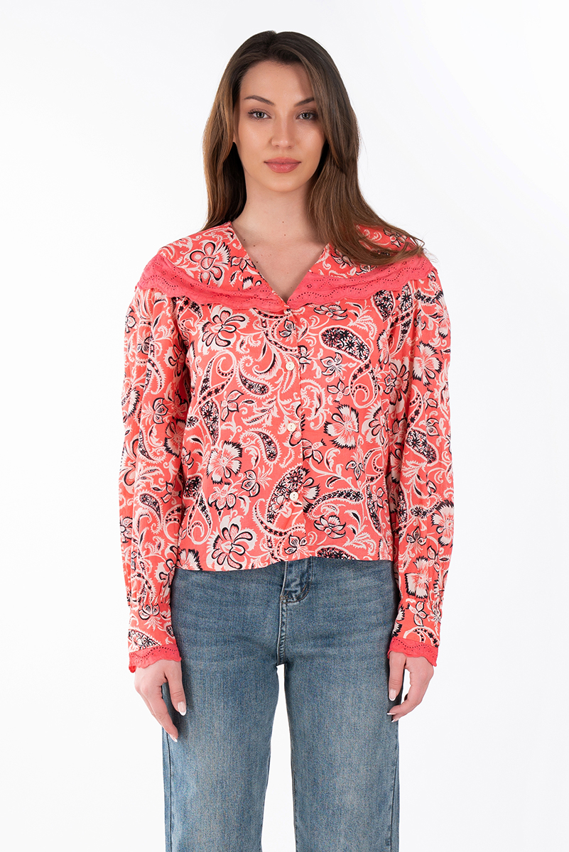 Дамска риза от памук в цвят корал с флорален етно принт