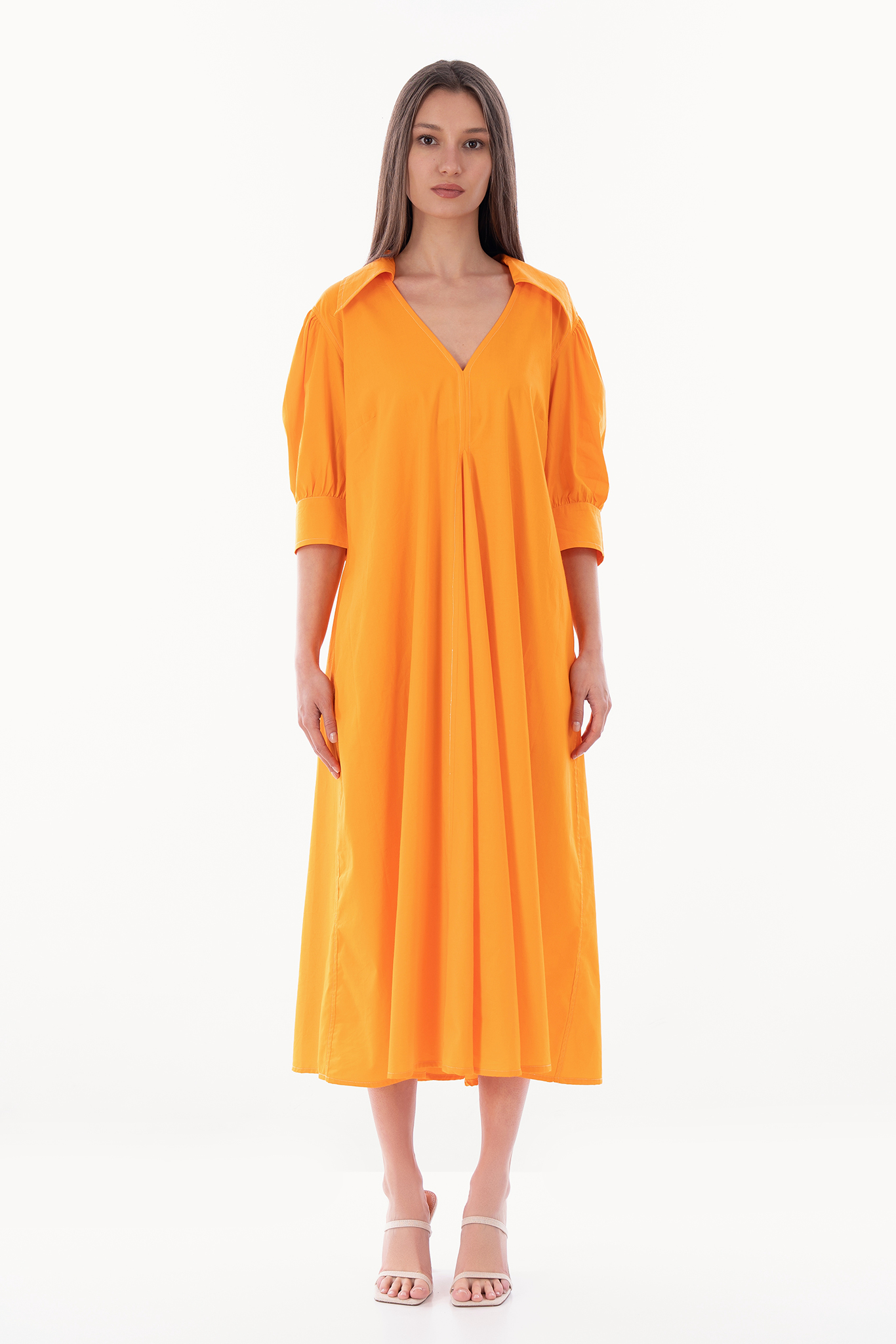 Миди рокля от памук в оранжево с къс буфан ръкав
