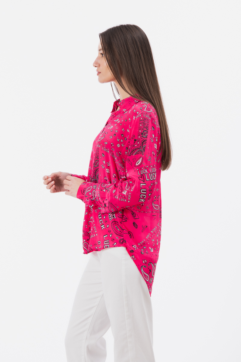 Дамска риза в цикламено розово с етно принт
