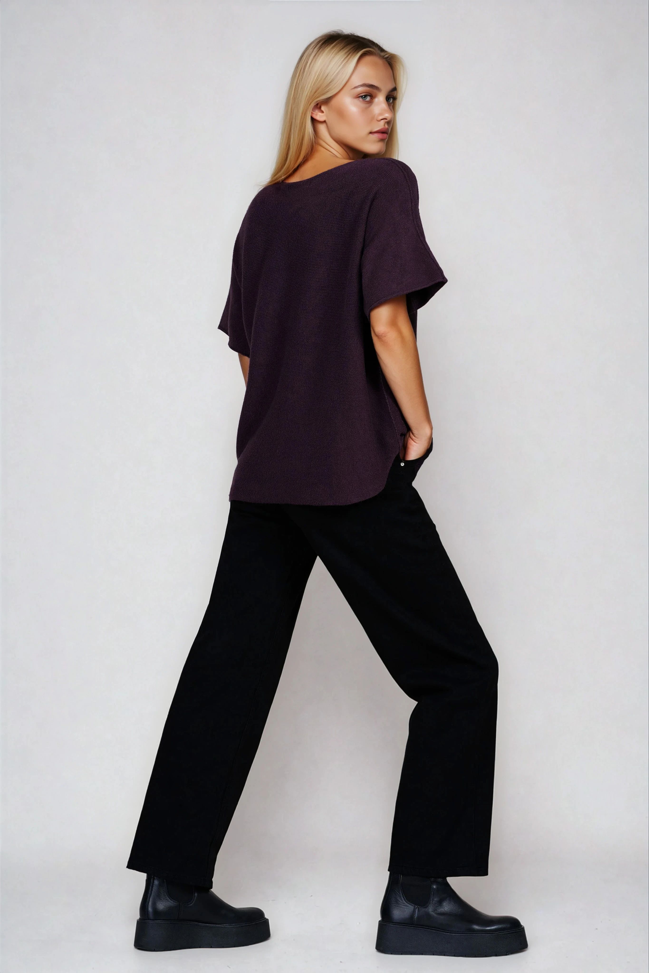 Дамска блуза от фино плетиво в цвят патладжан