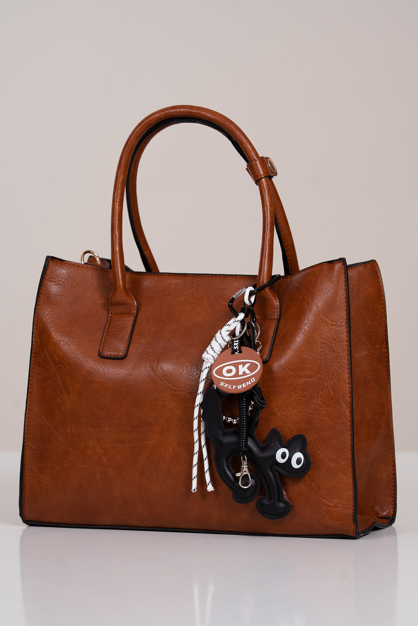 Дамска чанта 4в1 в карамелено кафяво