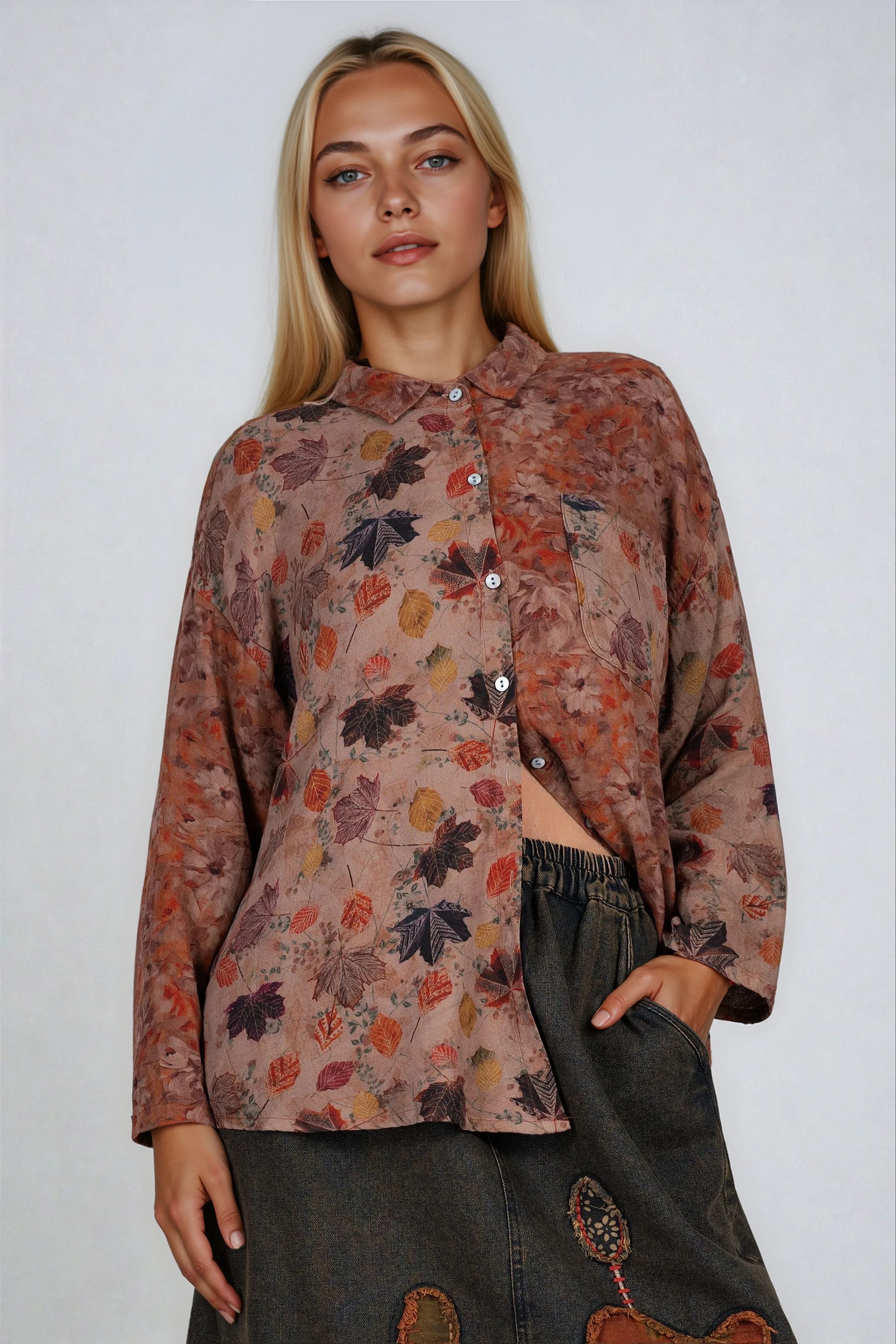 Дамска риза от памук в бежово с принт на есенни листа