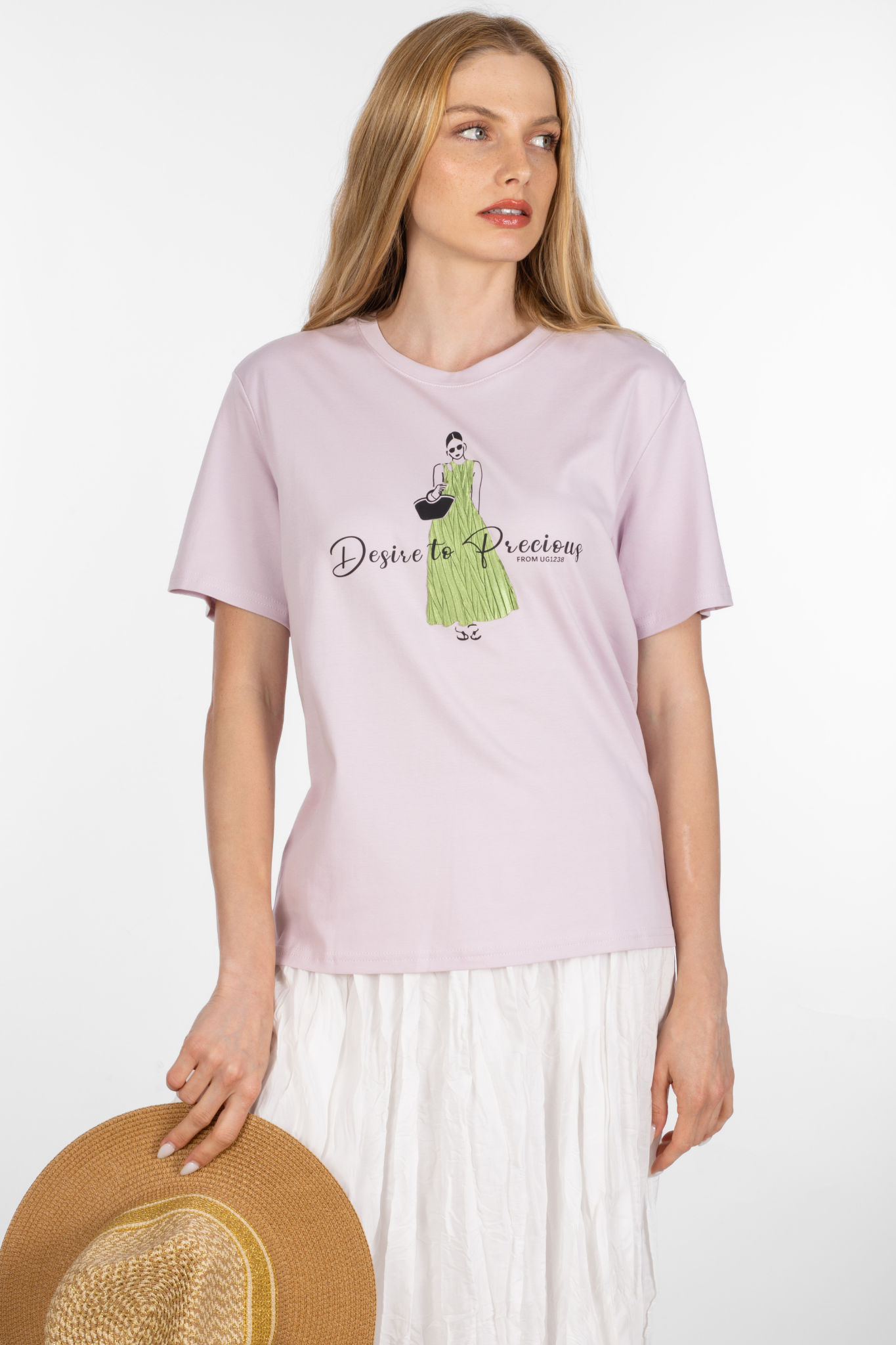 Дамска тениска от памук в лилаво с апликация момиче със зелена рокля
