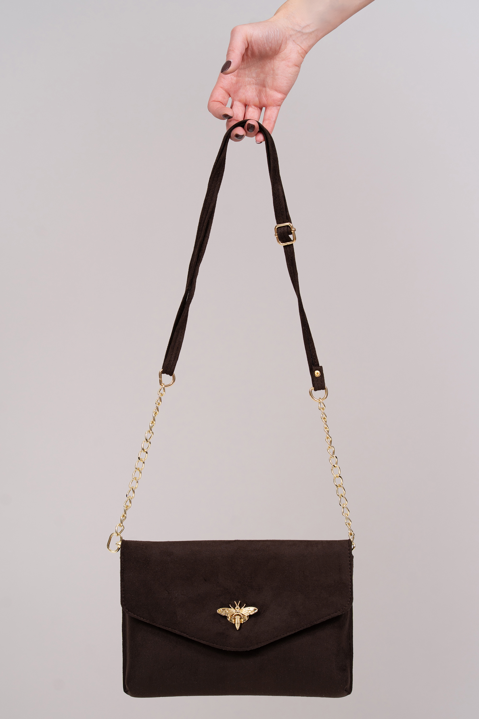 Дамска велурена чанта тип клъч в кафяво