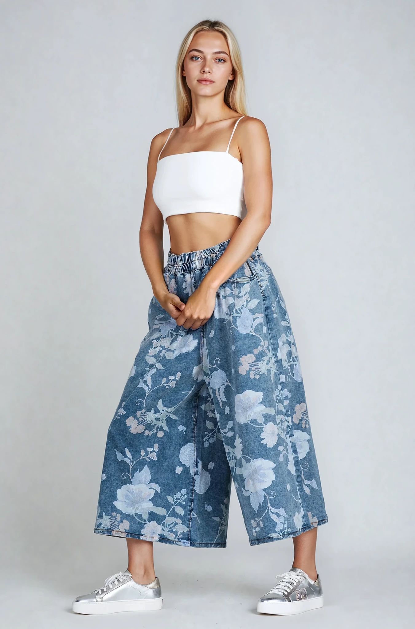 Дамски светлосини дънки 