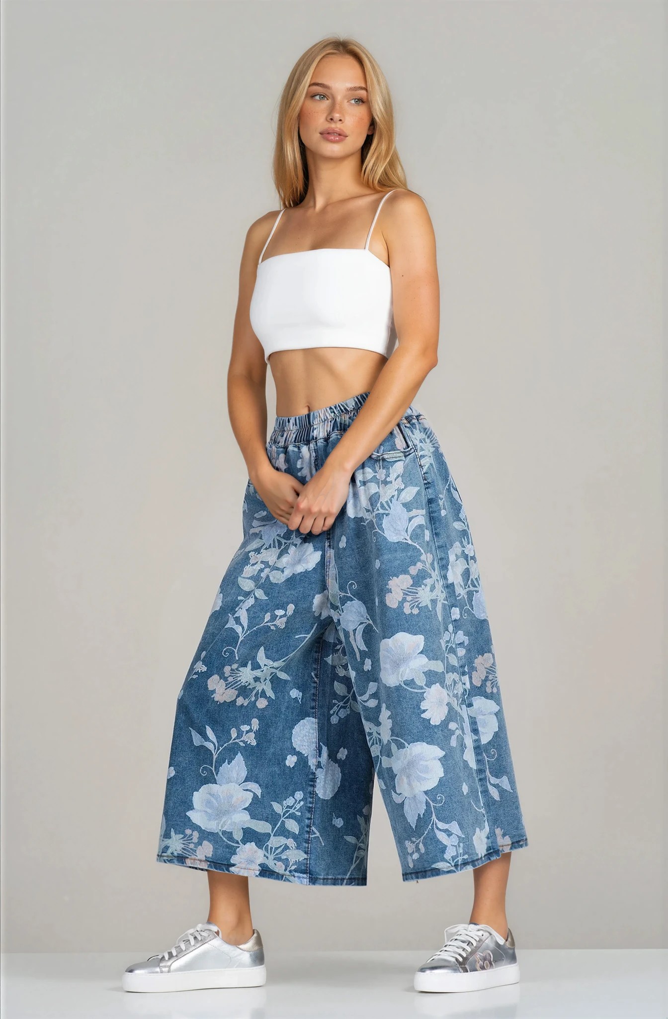 Дамски светлосини дънки 