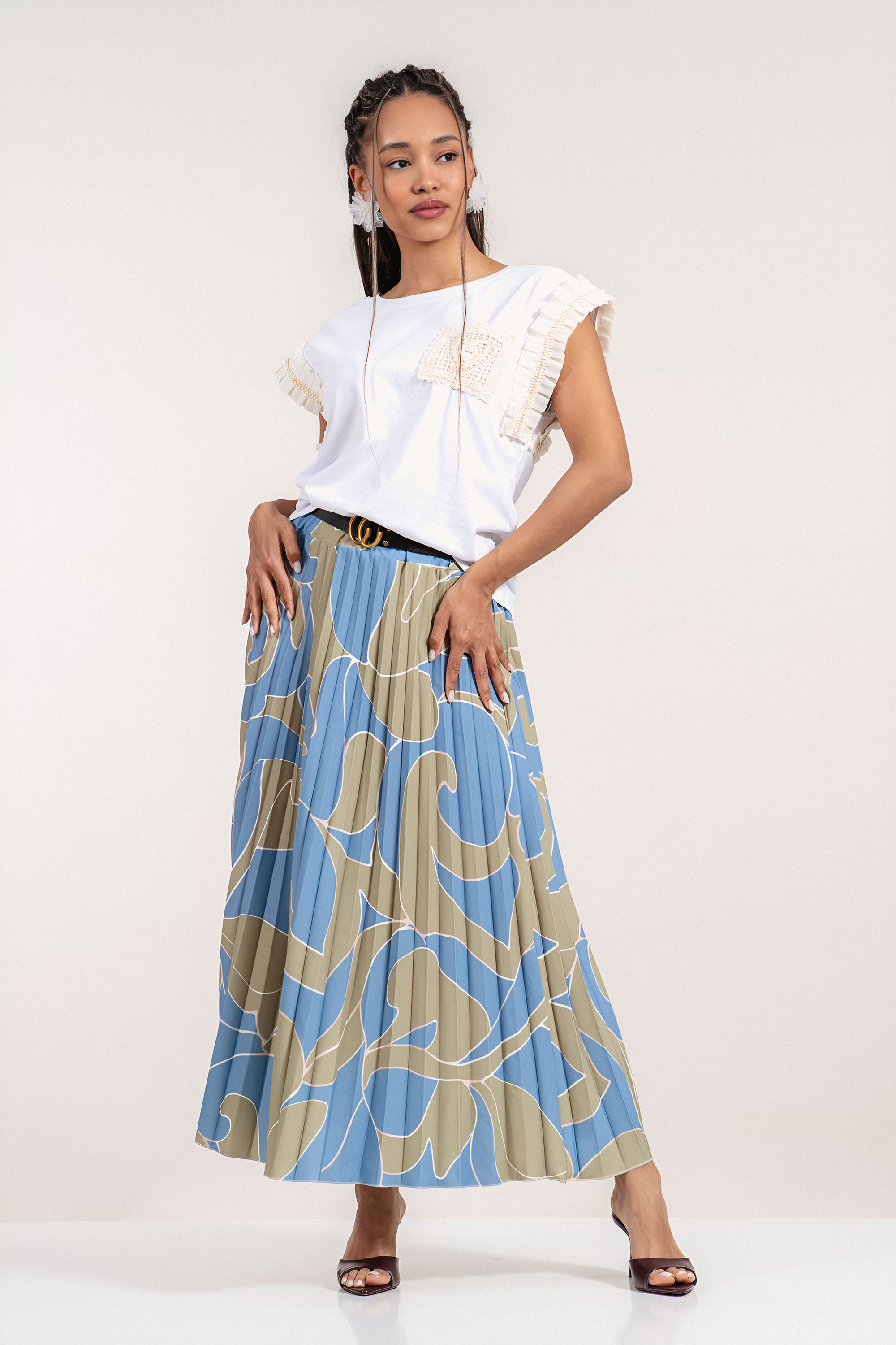 Дълга пола със свеж синьо-зелен принт и ефект солей