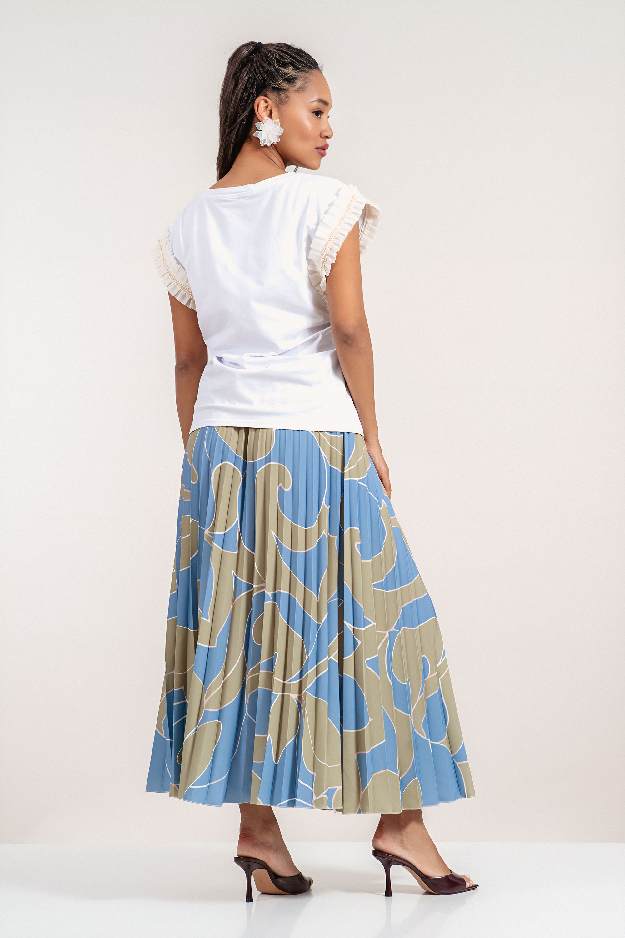 Дълга пола със свеж синьо-зелен принт и ефект солей