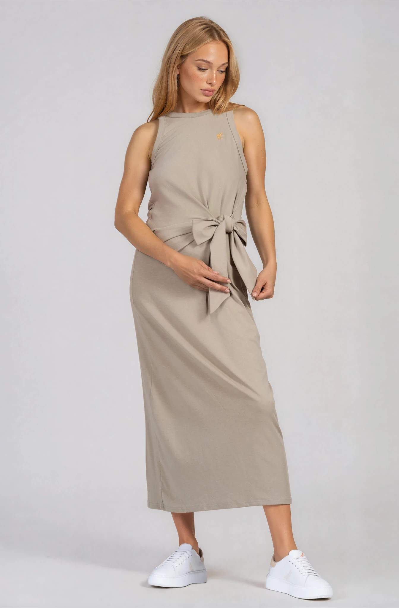 Дълга рокля 