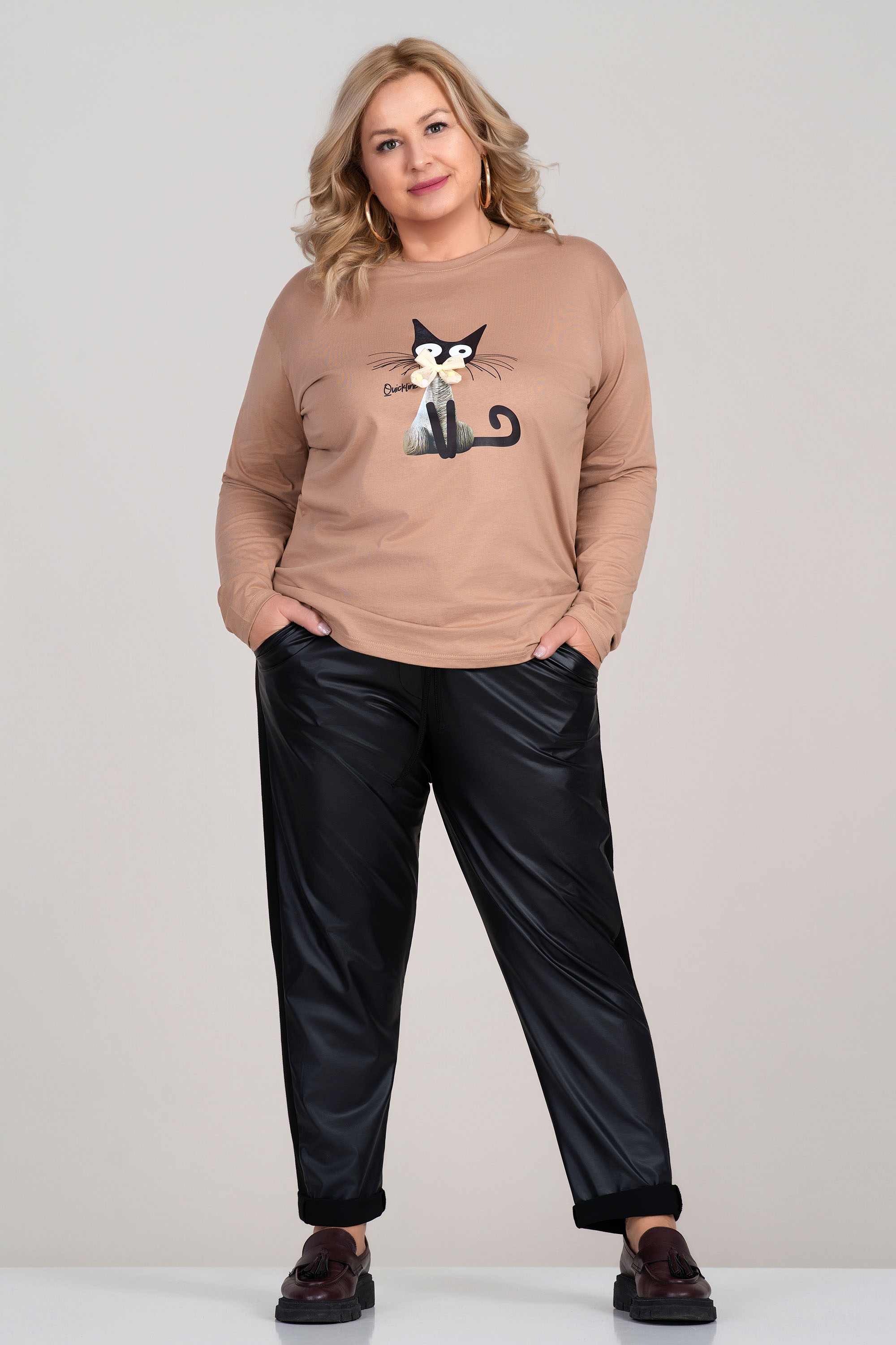 МАКСИ блуза от памук в бежово с щампа черна котка