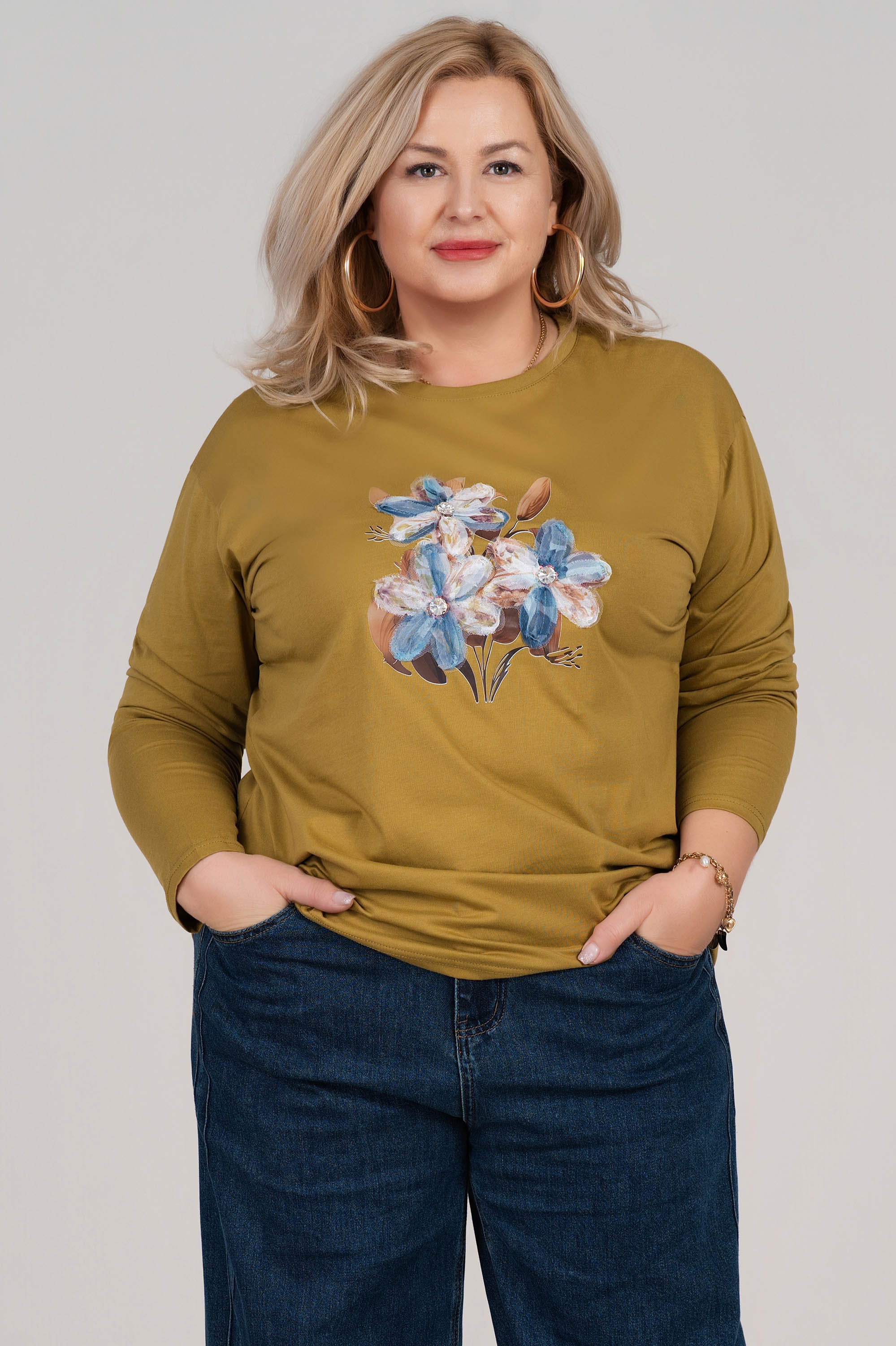 МАКСИ блуза от памук в цвят лайм с апликирани цветя