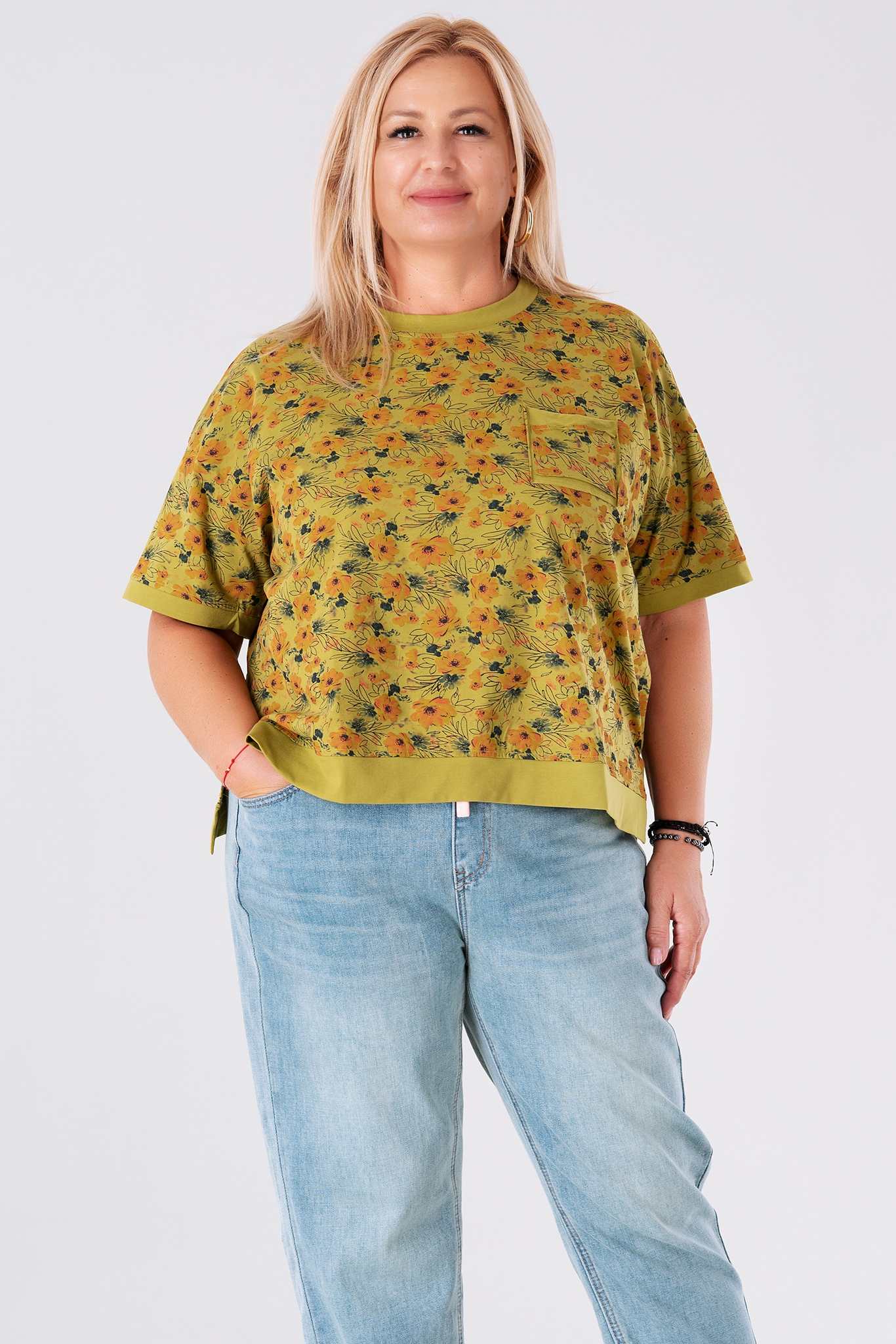 МАКСИ блуза от памук в цвят лайм с флорален принт