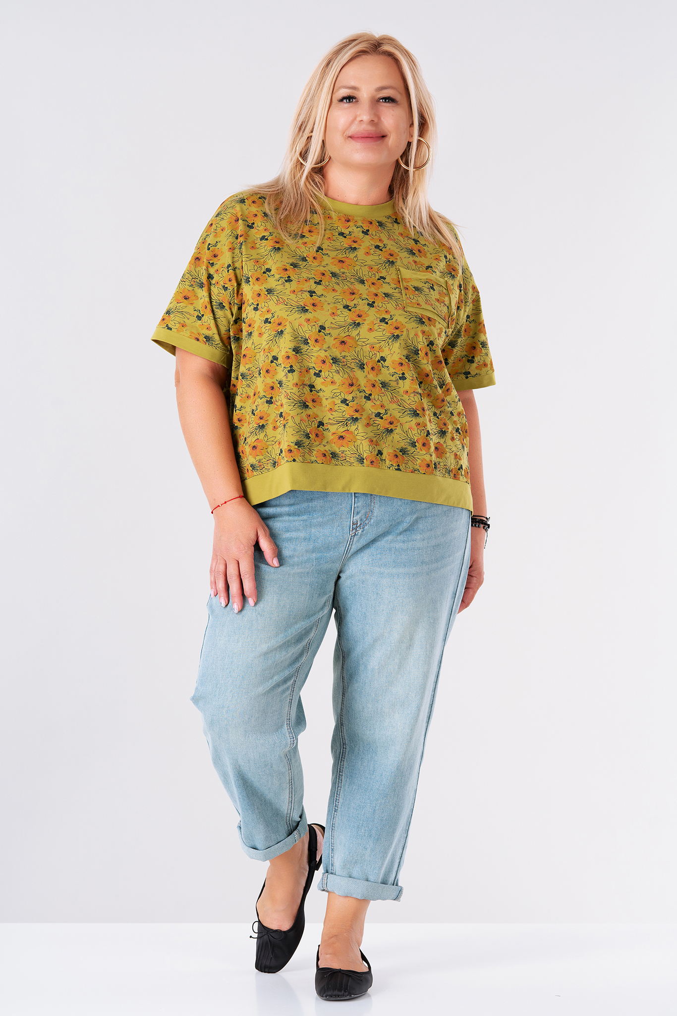 МАКСИ блуза от памук в цвят лайм с флорален принт