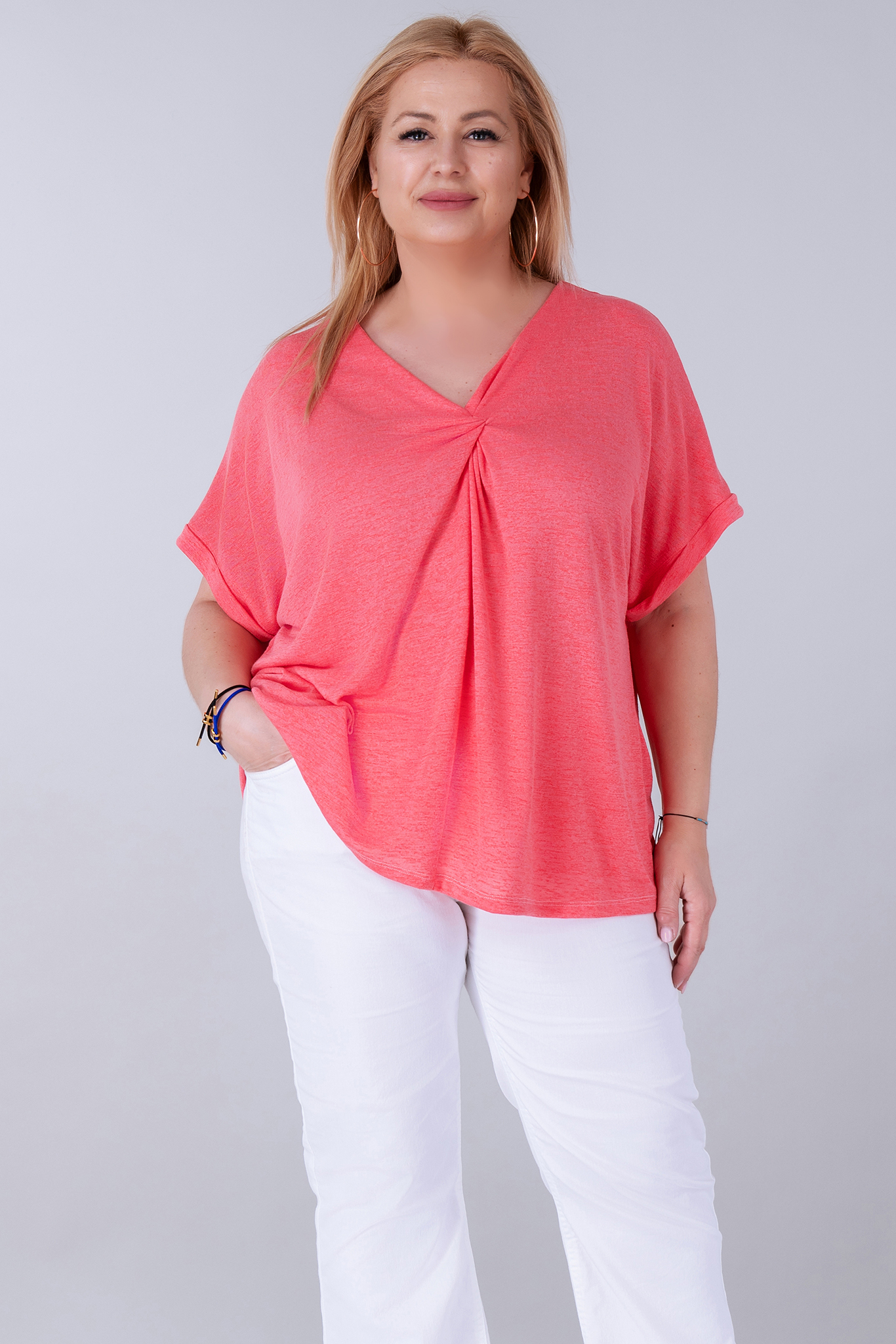 МАКСИ блуза в електриково розово с набор по деколтето