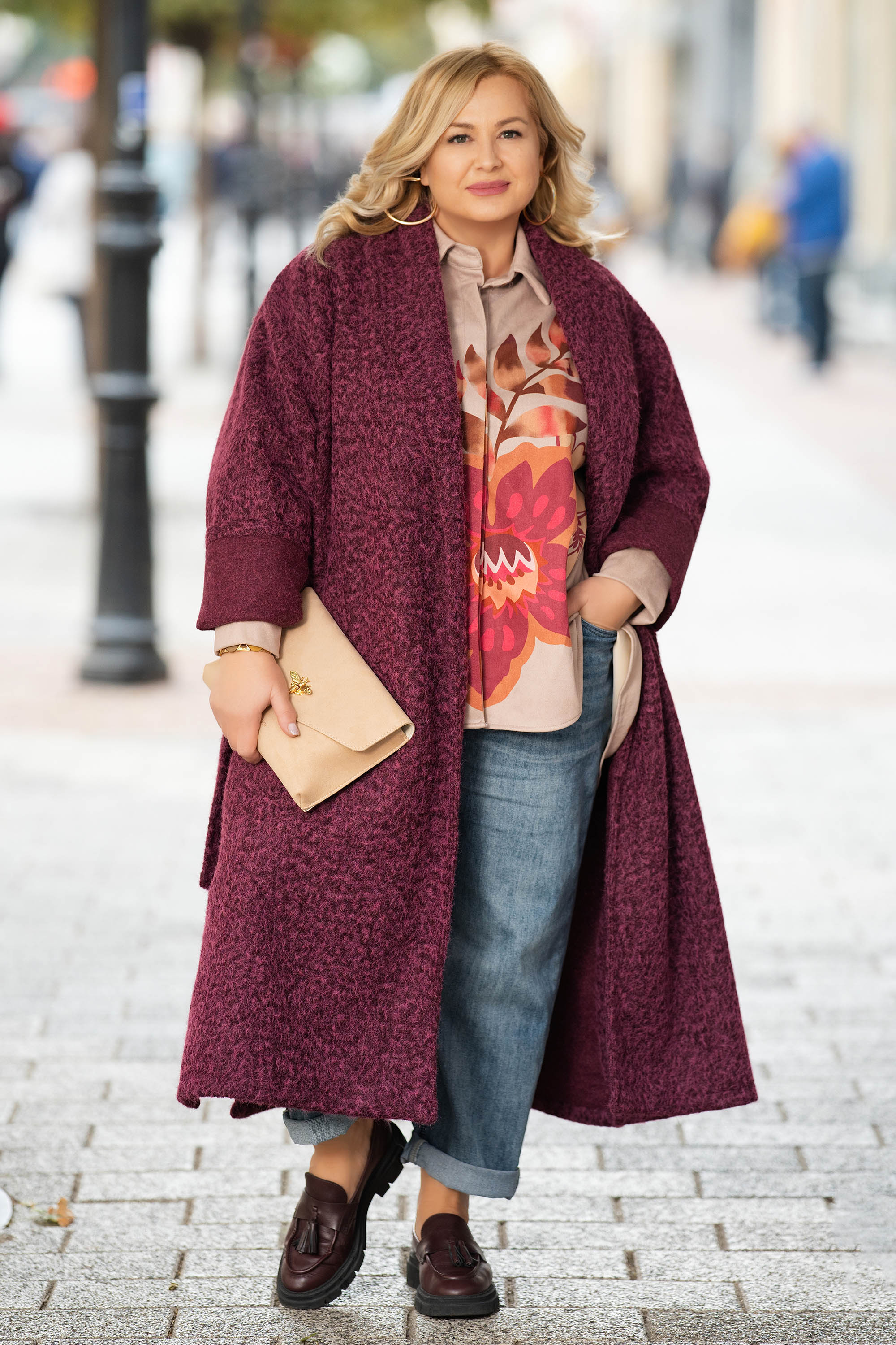 МАКСИ дълго палто в розово от мека мъхеста материя с колан